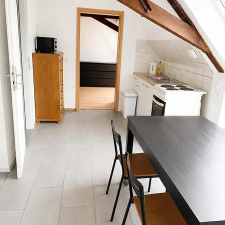 Monteurwohnungen In Bockenheim Apartment